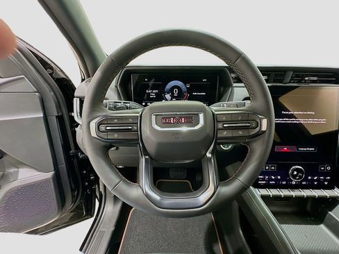 New 2026 GMC Terrain AT4 w/ Convenience Package III image 11