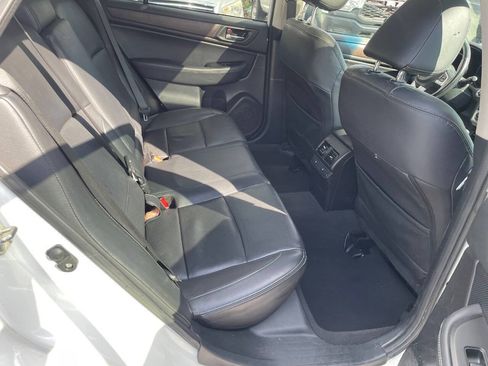 Used 2016 Subaru Outback 2.5i Limited AWD/4WD image 24