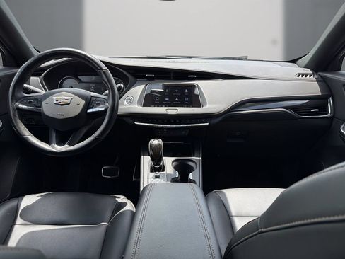 Used 2020 Cadillac XT4 Sport w/ Cold Weather Package FWD image 18