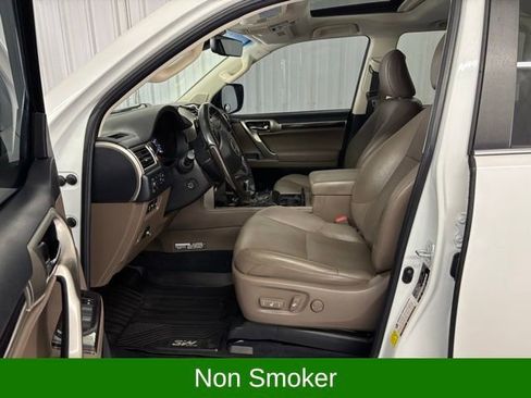 Used 2021 Lexus GX 460 Luxury image 2