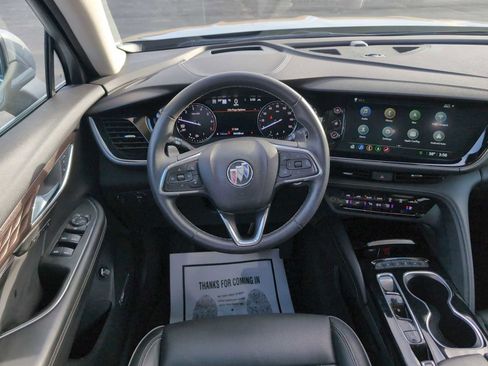 Used 2023 Buick Envision Avenir image 10