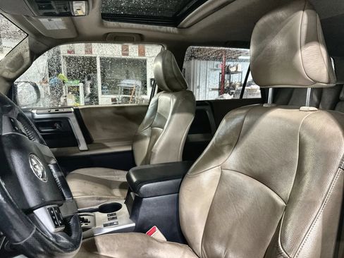 Used 2011 Toyota 4Runner SR5 AWD/4WD image 13