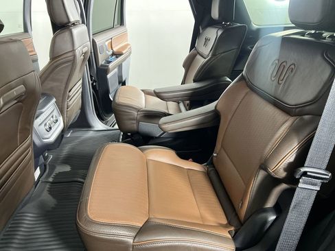 Used 2025 Ford Expedition King Ranch AWD/4WD image 27