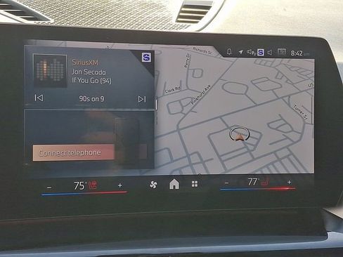 Used 2024 BMW X1 xDrive28i w/ Technology Package image 18