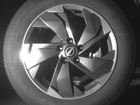 Used 2025 Nissan Rogue SV AWD/4WD image 13