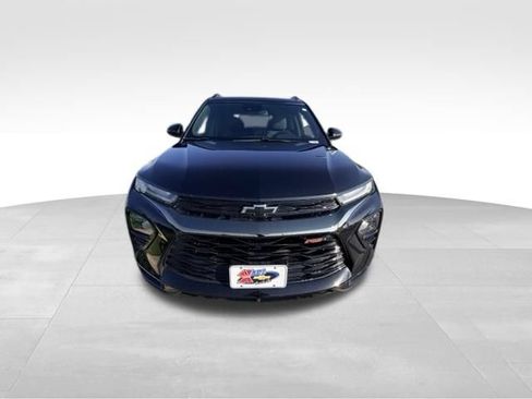 Certified 2023 Chevrolet TrailBlazer RS w/ Convenience Package AWD/4WD image 3