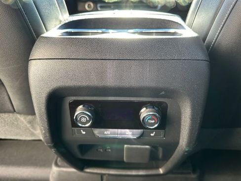 Used 2024 Chevrolet Traverse RS w/ LPO, Floor Liner Package image 22