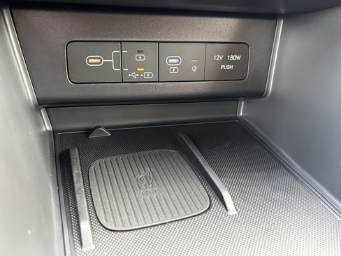 New 2025 Hyundai Sonata Limited image 21