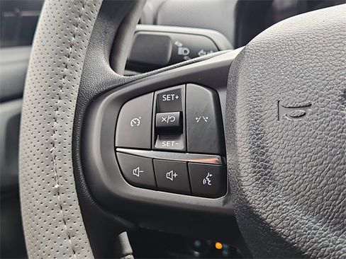 Used 2025 Ford Ranger XL image 25