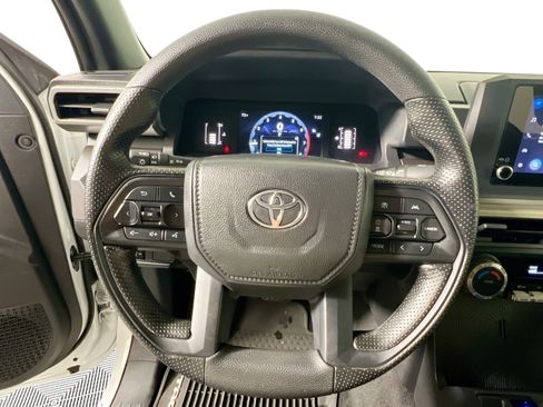 Used 2024 Toyota Tacoma SR5 AWD/4WD image 16
