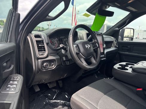 New 2026 RAM 3500 Tradesman AWD/4WD image 6