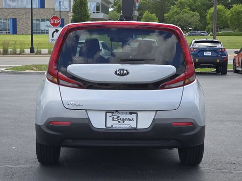 Used 2021 Kia Soul LX FWD image 6
