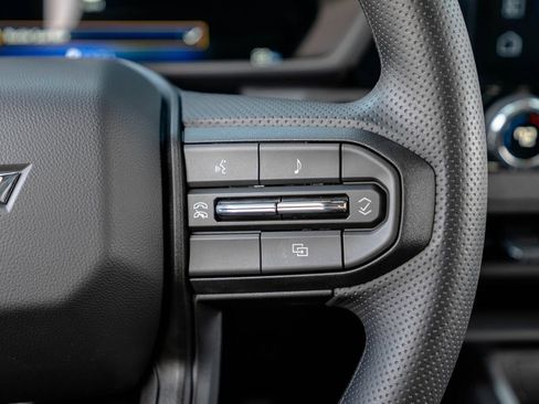 New 2026 Chevrolet Colorado Trail Boss AWD/4WD image 18