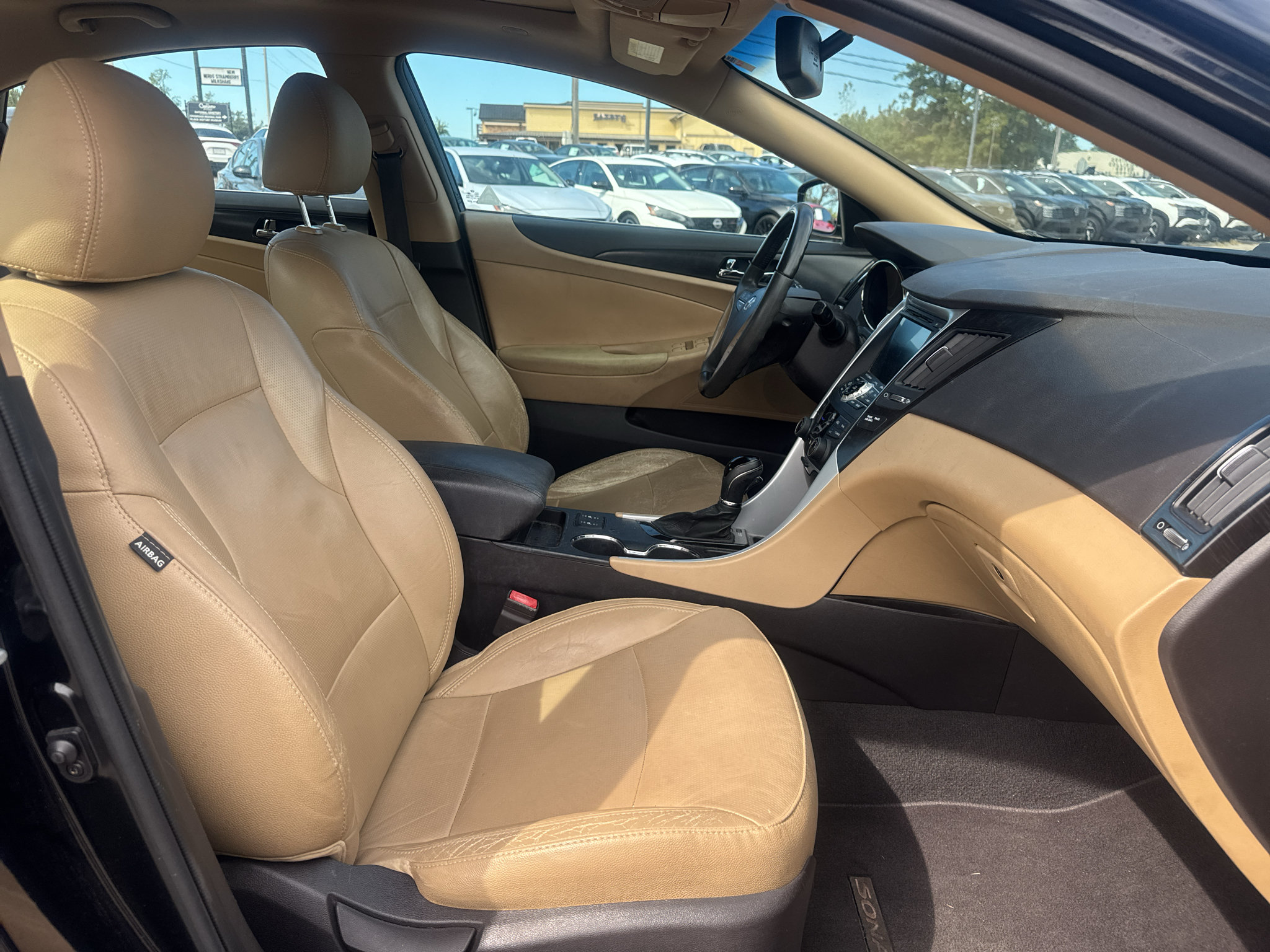 Used 2013 Hyundai Sonata Limited w/ Premium Pkg FWD image 15