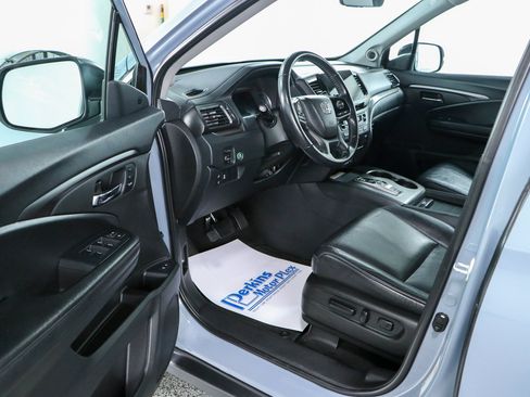 Used 2022 Honda Pilot Special Edition image 3