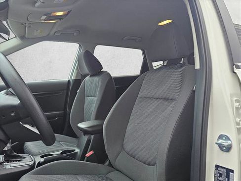 Used 2024 Kia Seltos LX image 20