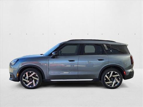 Used 2025 MINI Cooper Countryman S image 5