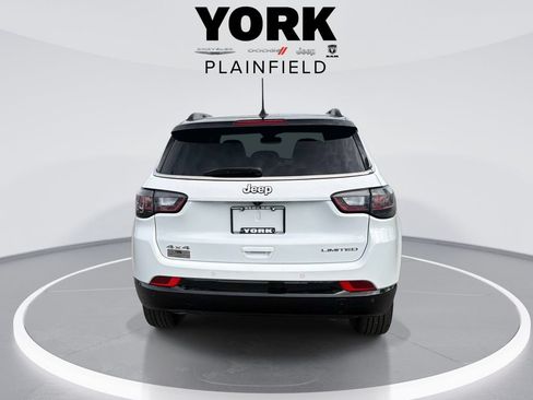 Used 2025 Jeep Compass Limited w/ Elite Group AWD/4WD image 6