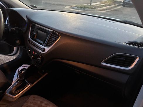 Used 2019 Hyundai Accent SE image 24