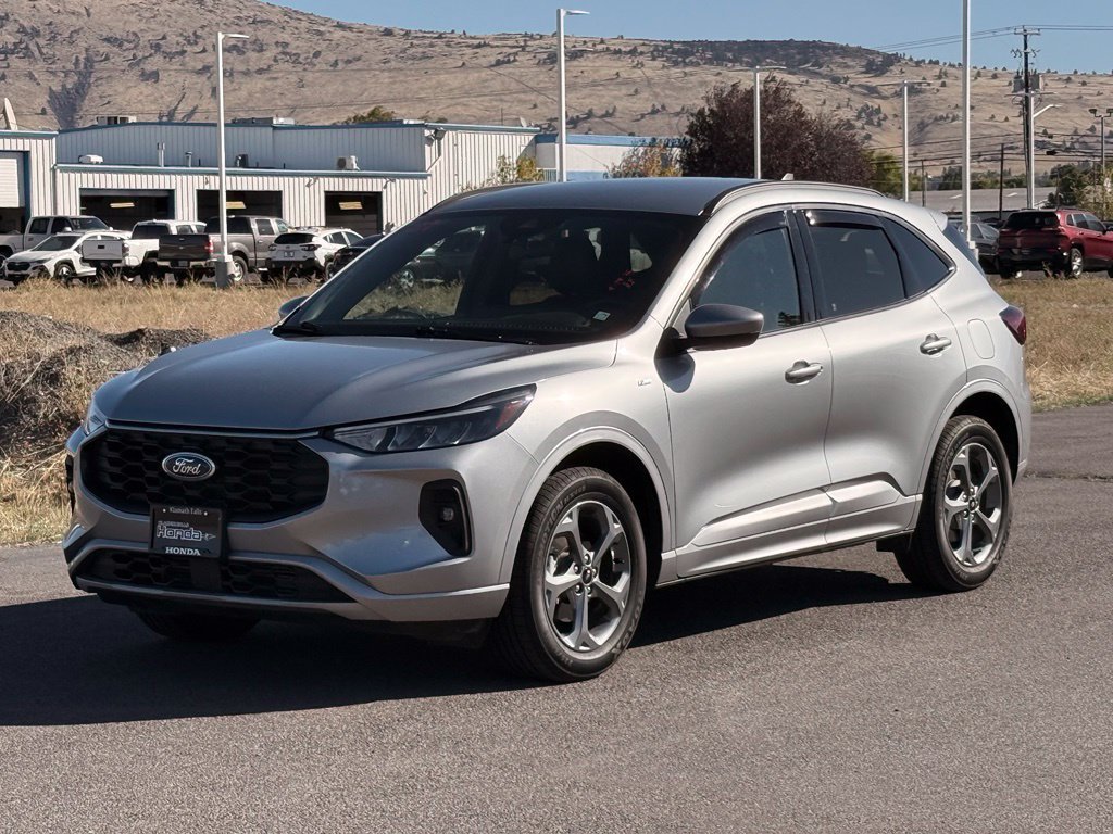Used 2023 Ford Escape ST-Line Select w/ Tech Pack #1 AWD/4WD image 7