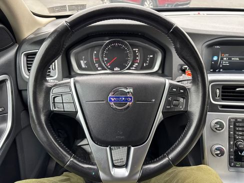 Used 2017 Volvo S60 T5 Dynamic w/ Vision Package image 22