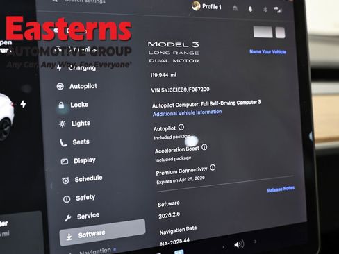 Used 2018 Tesla Model 3 Long Range image 16
