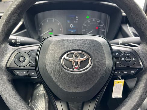 Used 2023 Toyota Corolla LE w/ Carpet Mat Package (TMS) FWD image 22