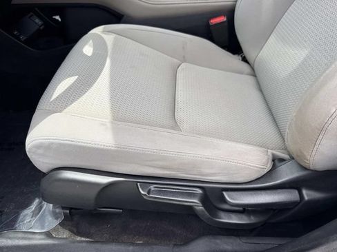 Used 2021 Honda HR-V EX image 31