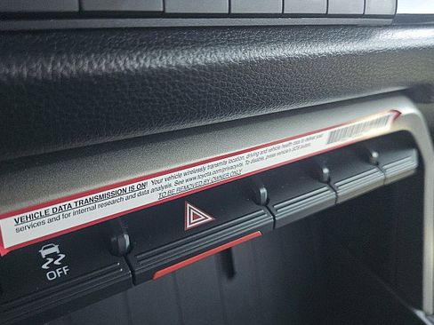 Used 2025 Toyota Tundra SR5 AWD/4WD image 15