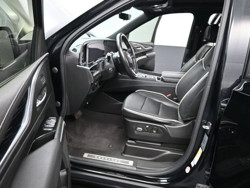 Certified 2022 Cadillac Escalade Sport w/ Touring Package AWD/4WD image 14