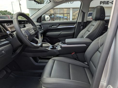 New 2026 GMC Terrain Denali w/ LPO, Floor Liner Package AWD/4WD image 27