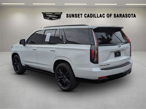 Certified 2021 Cadillac Escalade Sport w/ Driver Assist Tech Package image 6