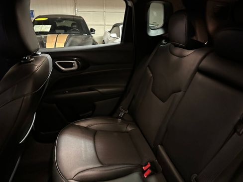 Used 2025 Jeep Compass Trailhawk w/ Trailer Tow Group image 38