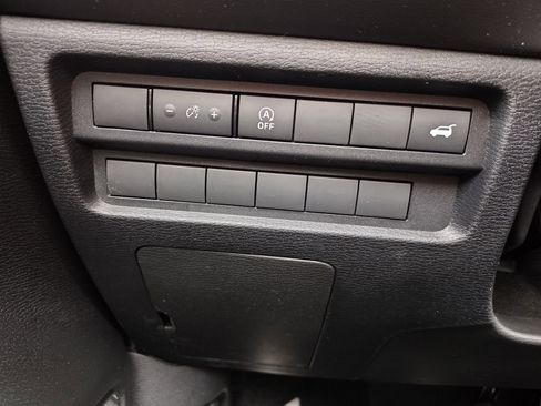 New 2026 Mitsubishi Outlander SEL image 23