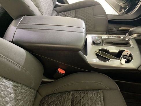 Used 2020 Chevrolet Blazer LT AWD/4WD image 44