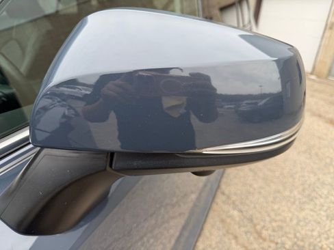 Used 2024 Toyota Grand Highlander AWD image 11