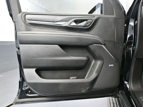 Used 2023 GMC Yukon XL Denali image 22