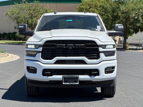 New 2026 RAM 3500 Big Horn AWD/4WD image 8
