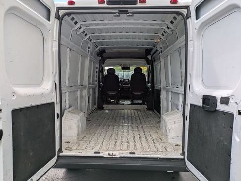 Used 2023 RAM ProMaster 2500 FWD image 30