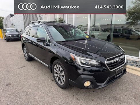 Used 2018 Subaru Outback 2.5i Touring w/ Popular Package #3 AWD/4WD image 1