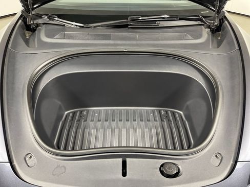 Used 2025 Tesla Model 3 Long Range image 9