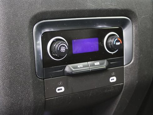 Used 2021 Chevrolet Tahoe Z71 AWD/4WD image 15