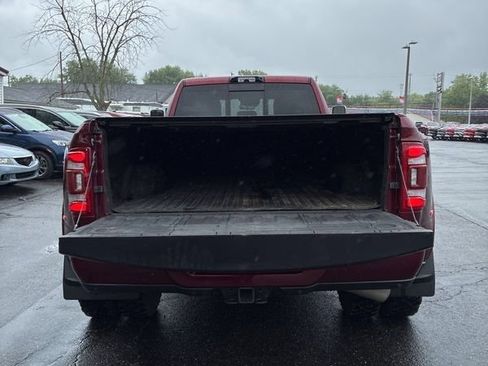 Used 2022 RAM 3500 Limited AWD/4WD image 9