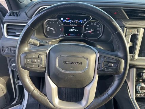 Used 2021 GMC Yukon Denali w/ Denali Ultimate Package AWD/4WD image 20