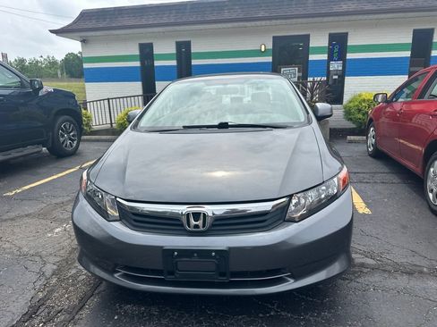 Used 2012 Honda Civic LX image 2