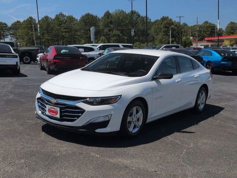 Used 2023 Chevrolet Malibu LS FWD image 6