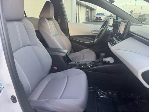 Used 2024 Toyota Corolla SE image 23