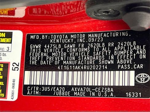 Used 2024 Toyota Camry SE image 28