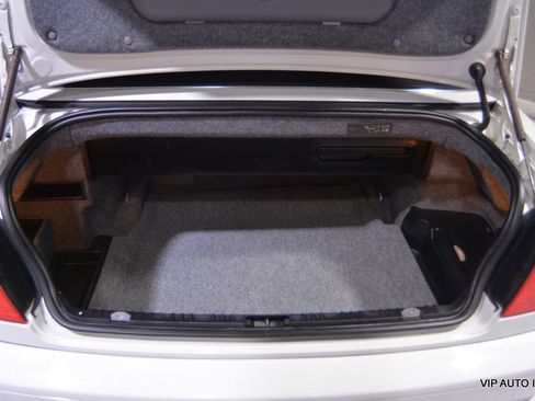 Used 2005 BMW 330Ci Convertible image 37