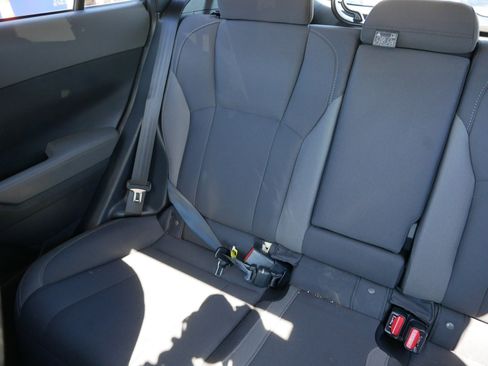 Used 2025 Subaru Crosstrek 2.0i Premium AWD/4WD image 12